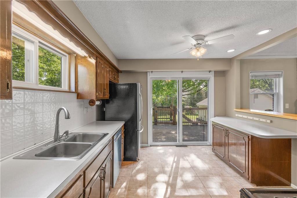 4919 Bluejacket Street — photo 6