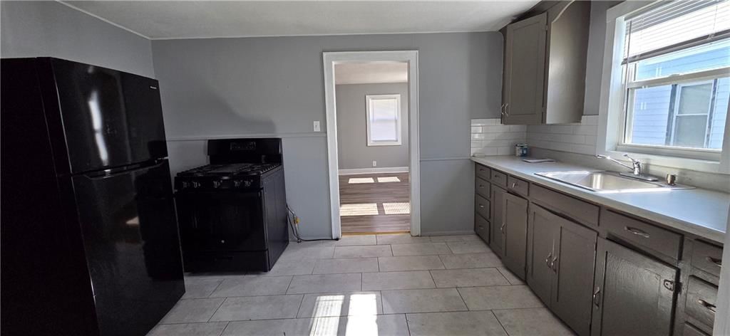 1134 S Haden Street — photo 3