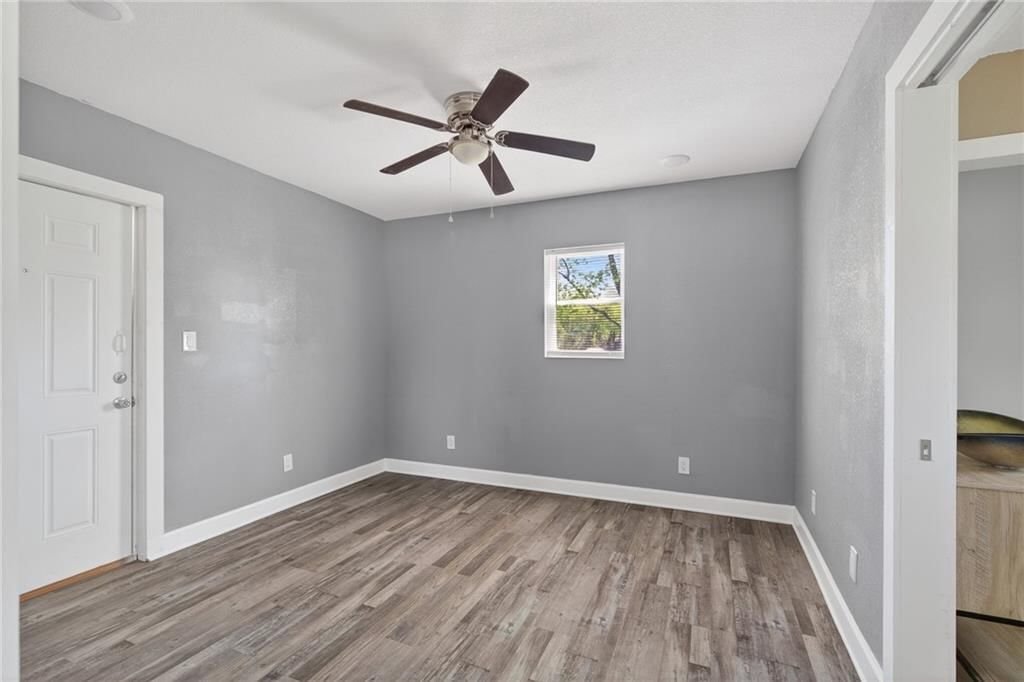 6821 Monroe Avenue — photo 15