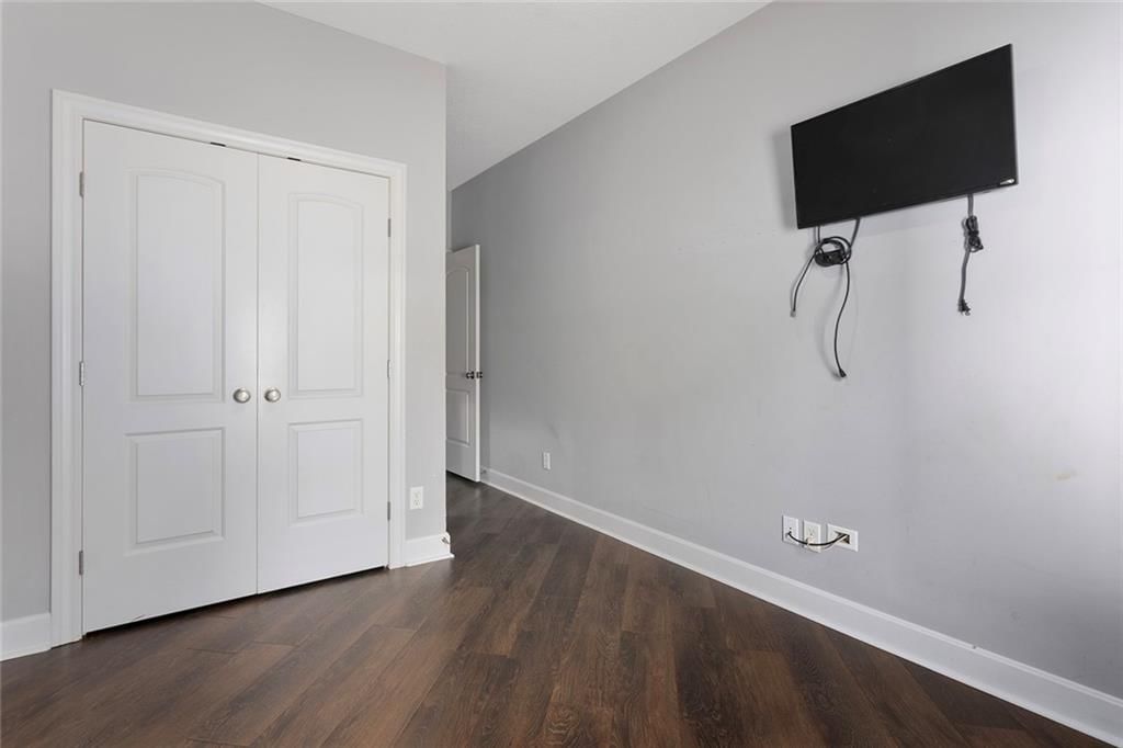 3928 NE INDEPENDENCE Avenue — photo 31