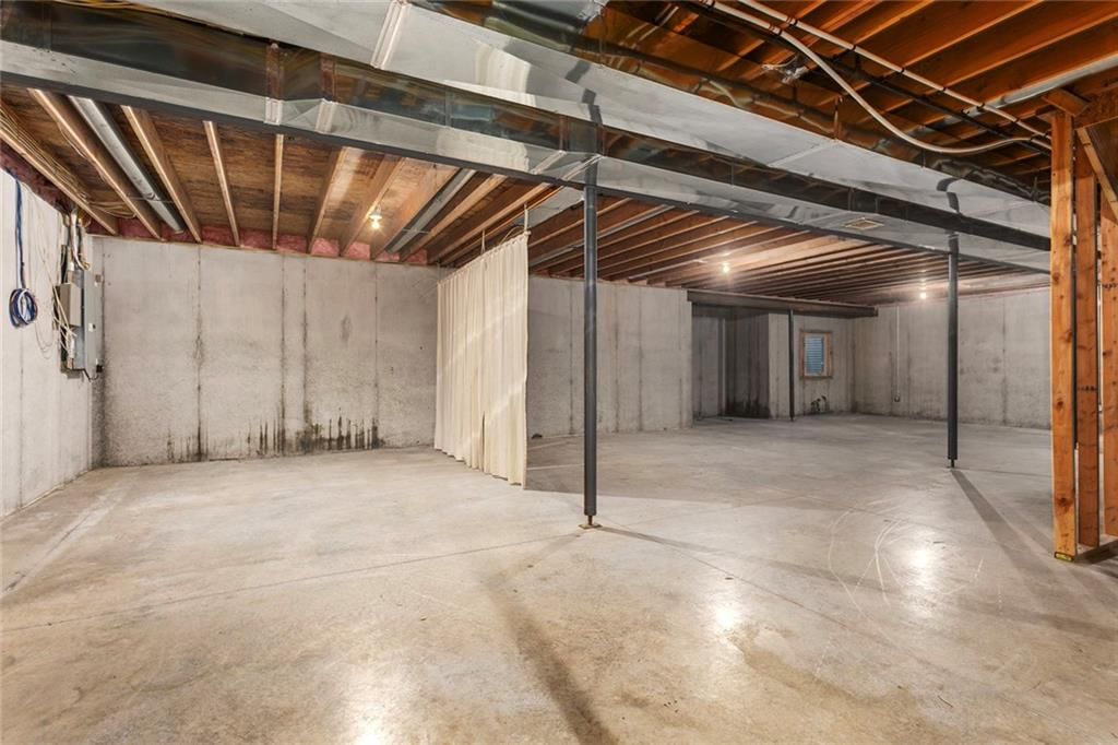 3928 NE INDEPENDENCE Avenue — photo 33