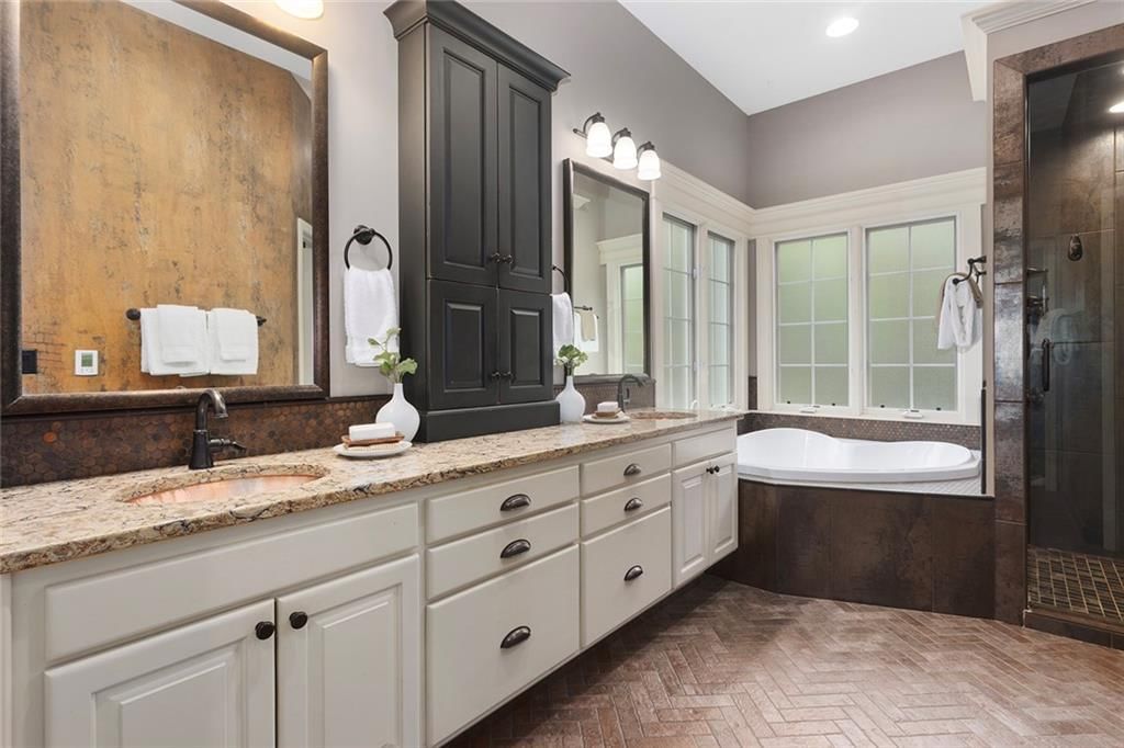 8611 S Stillhouse Road — photo 14