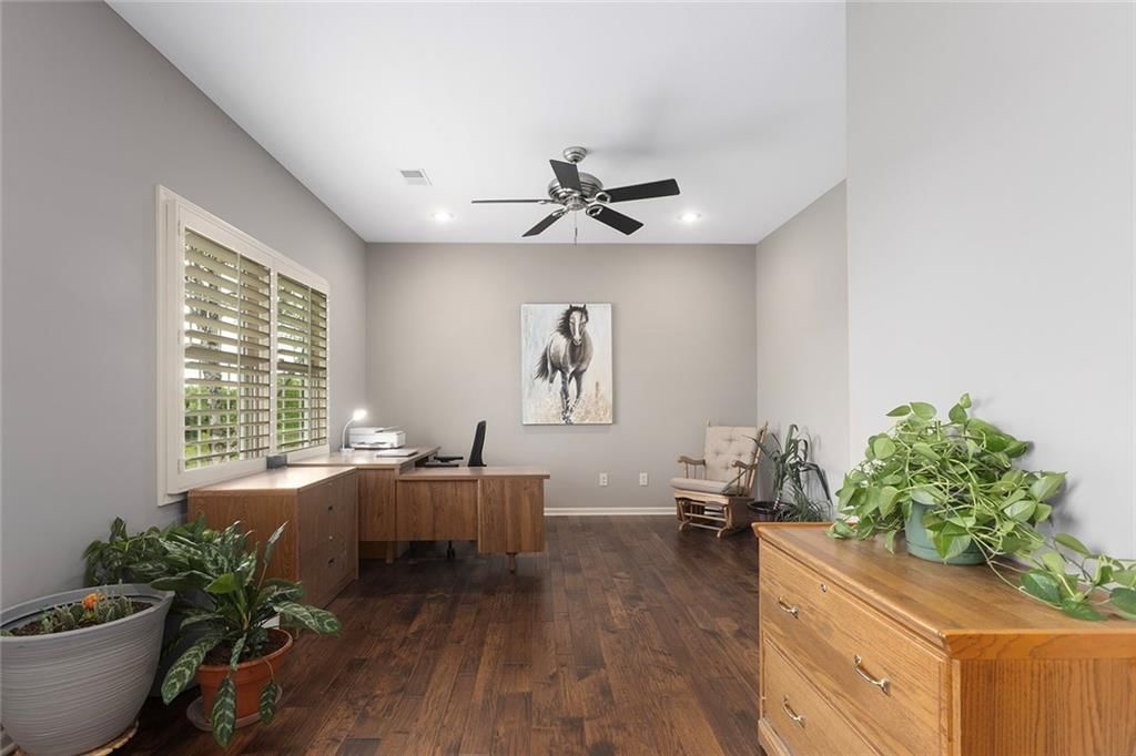 8611 S Stillhouse Road — photo 16