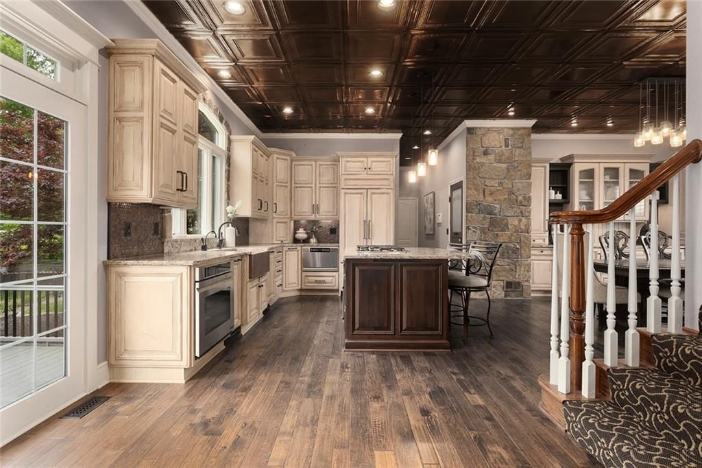 8611 S Stillhouse Road — photo 53