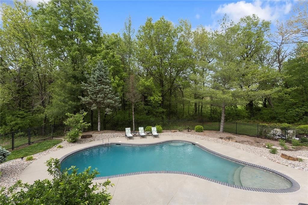 8611 S Stillhouse Road — photo 78
