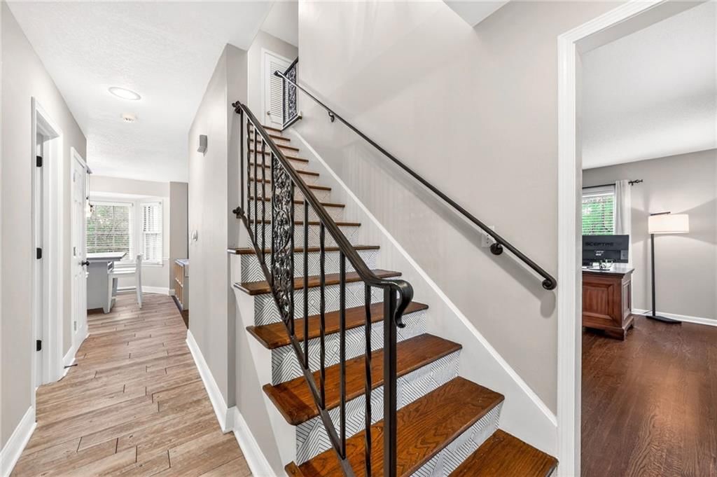 4301 NE 48th Terrace — photo 4