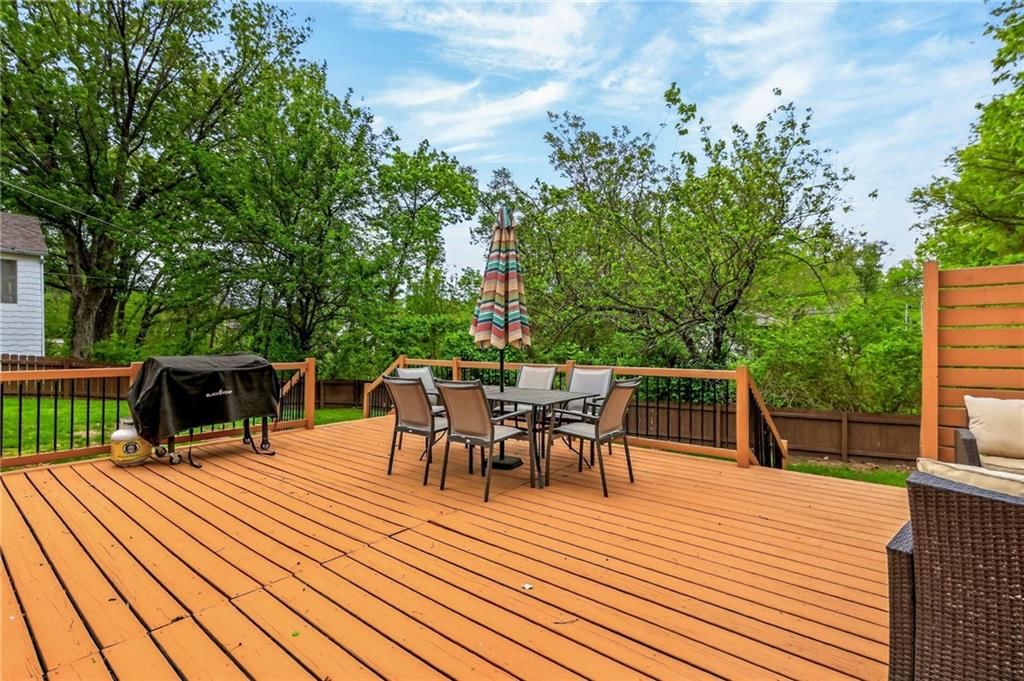 4301 NE 48th Terrace — photo 34
