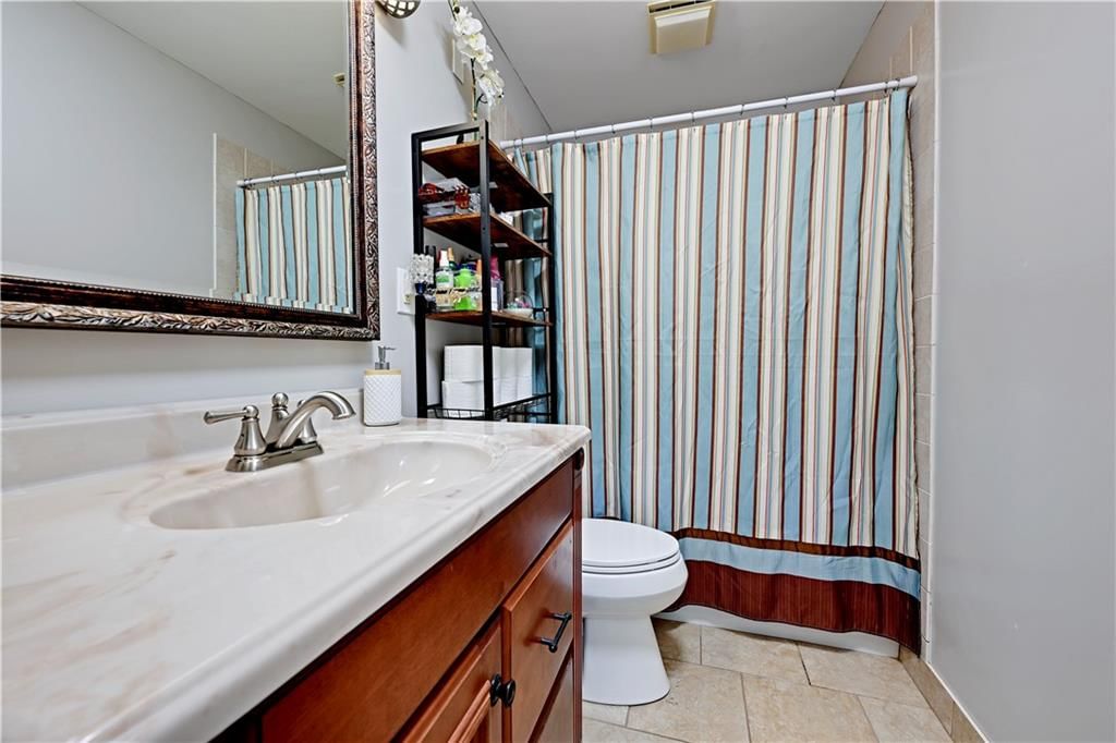 8400 E 103rd Terrace — photo 32