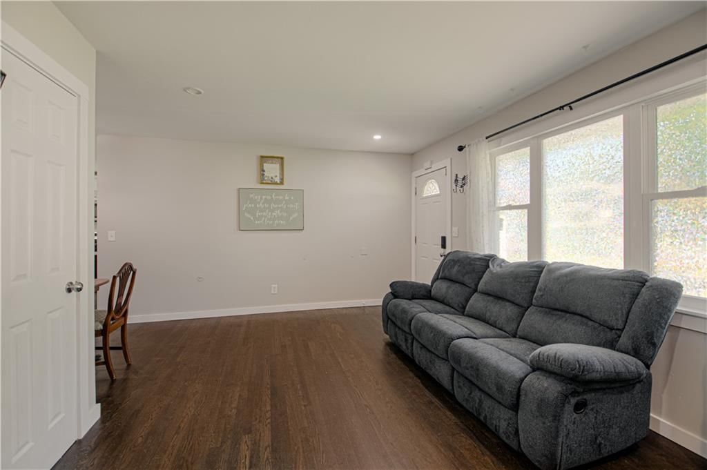 8159 NE 51st Street — photo 4