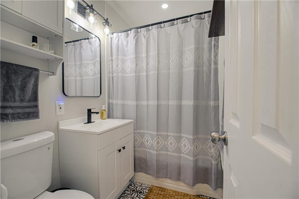 8159 NE 51st Street — photo 18
