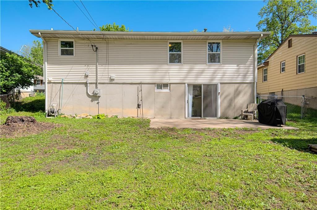 8159 NE 51st Street — photo 28