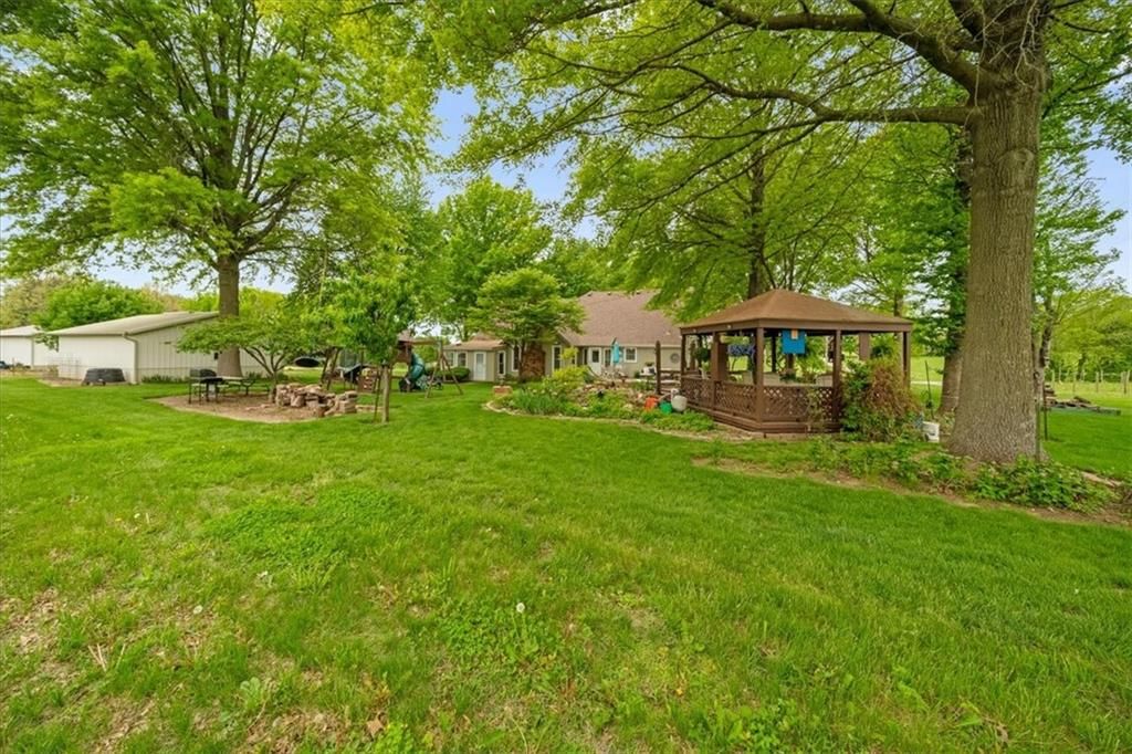 1311 N Elsea Smith Road — photo 31