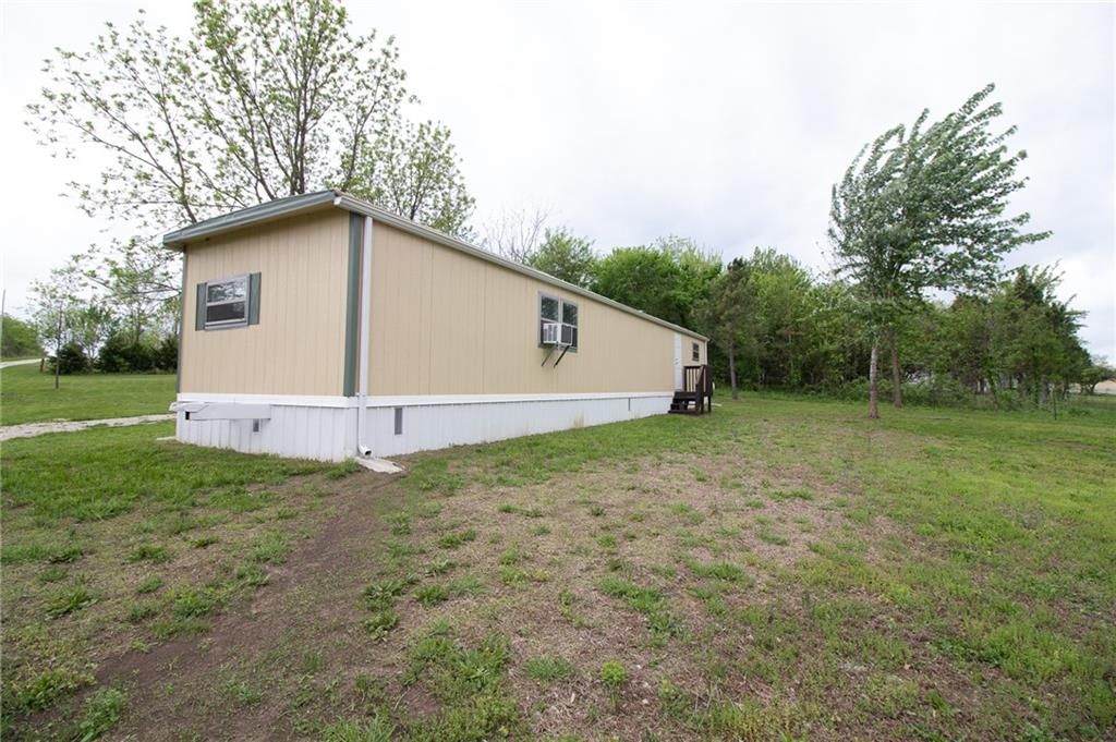 757 SW 800th Road — photo 34