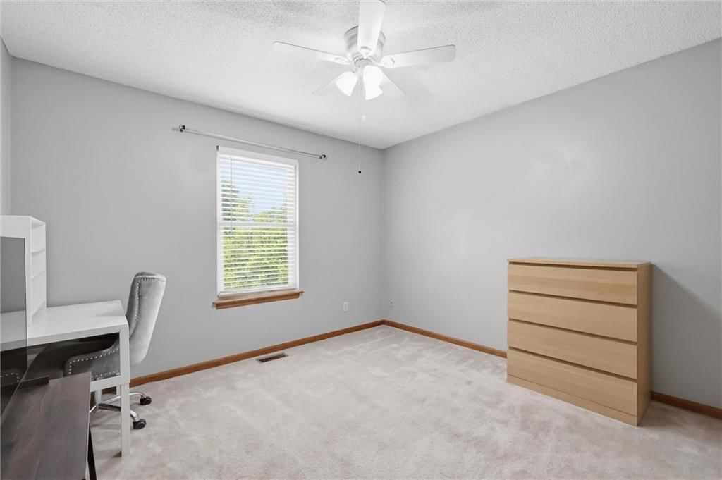 913 Park Avenue — photo 15