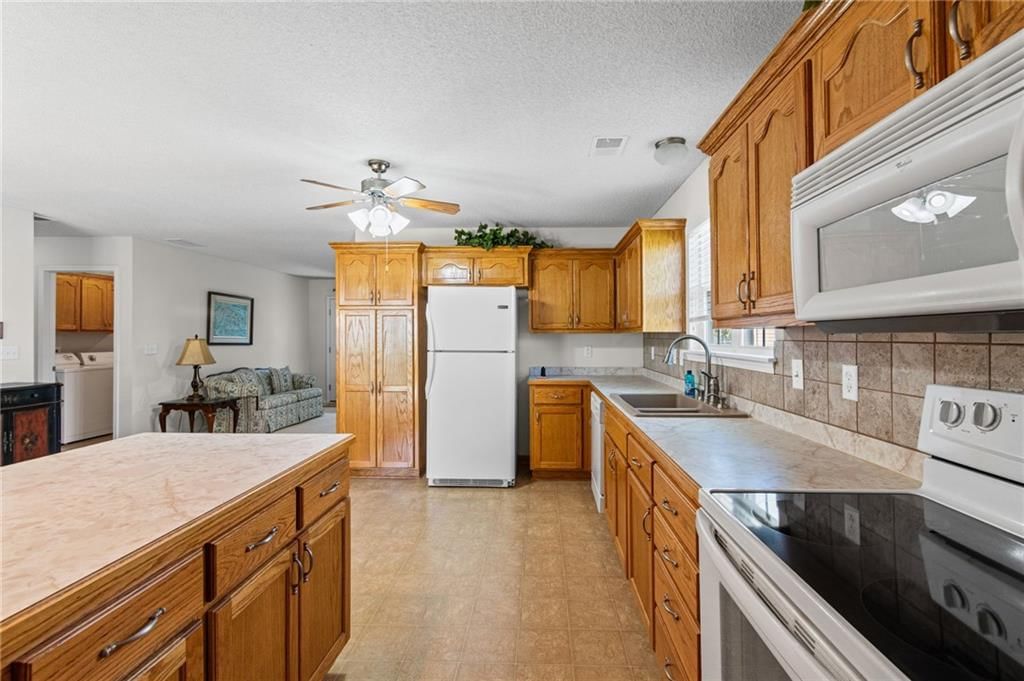 1016 Carlisle Drive — photo 13