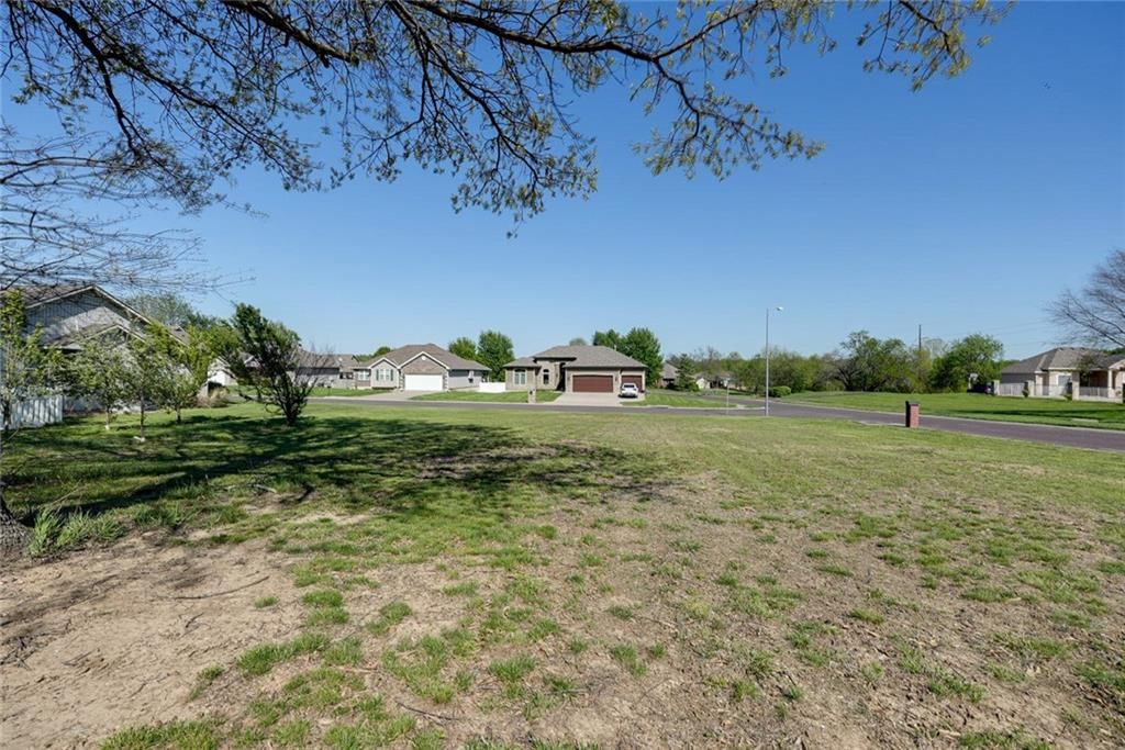 LOT 67 MOORE Place — photo 3