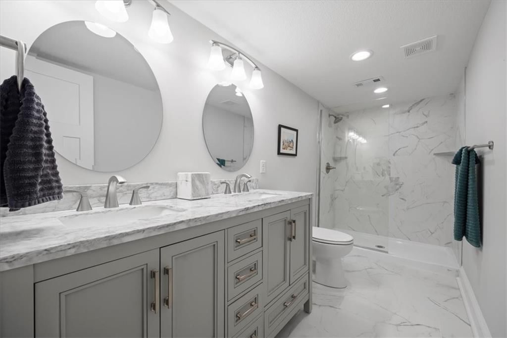 8601 Travis Street — photo 26