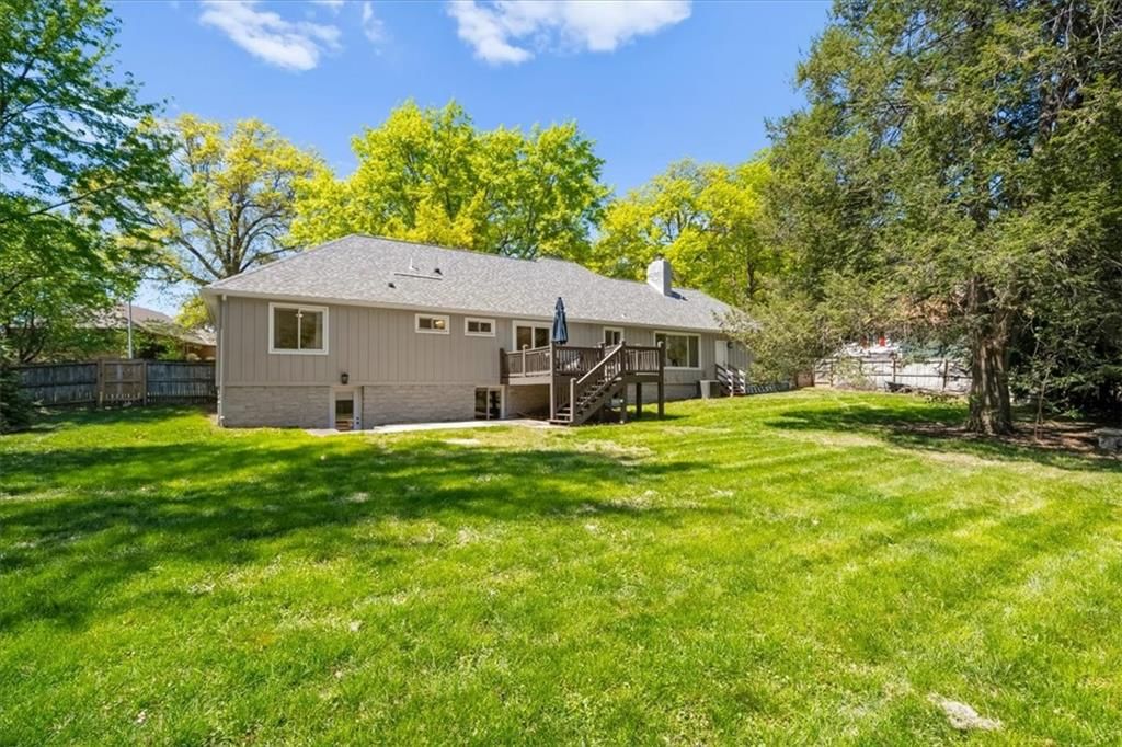 8601 Travis Street — photo 27