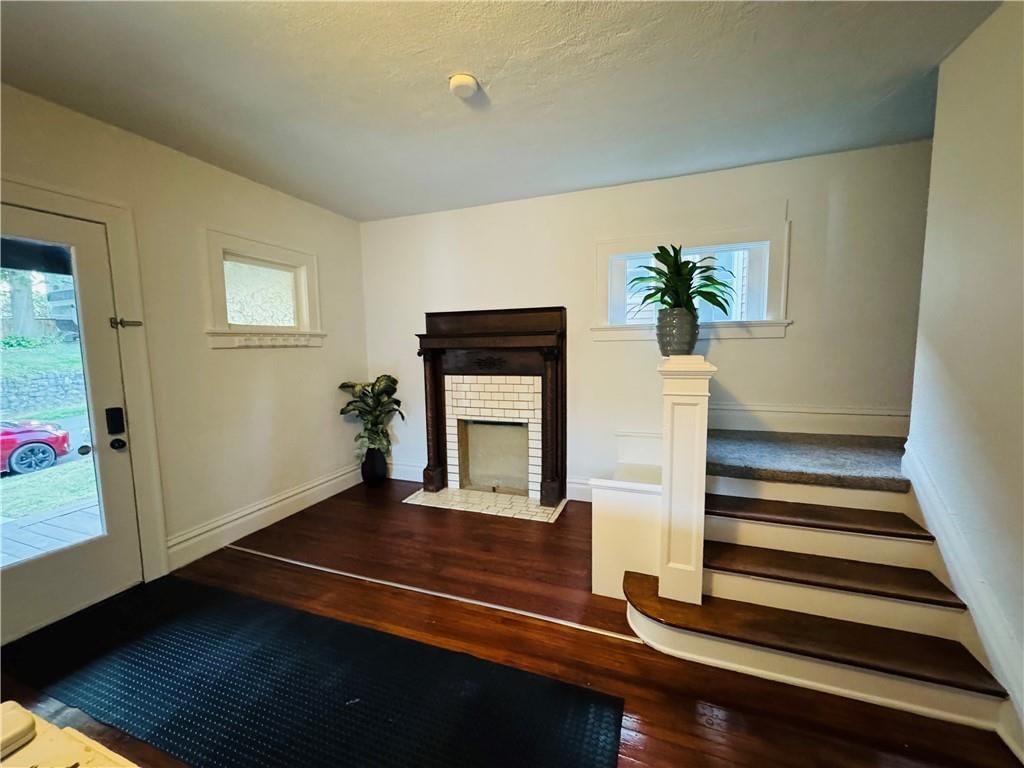 2303 Francis Street — photo 8