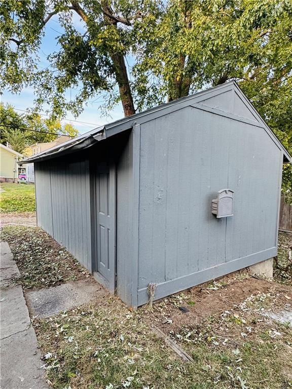 2303 Francis Street — photo 29