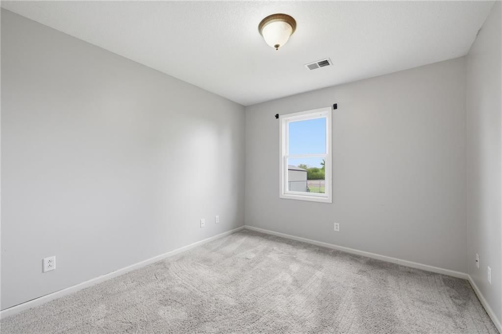 128 Hondo Street — photo 17