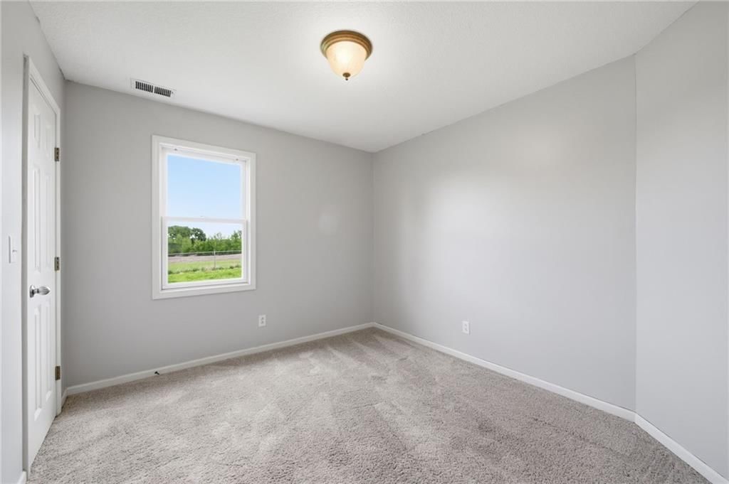 128 Hondo Street — photo 19