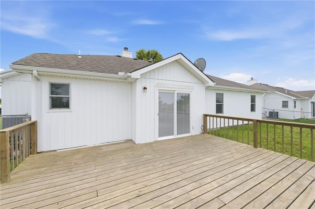 128 Hondo Street — photo 24