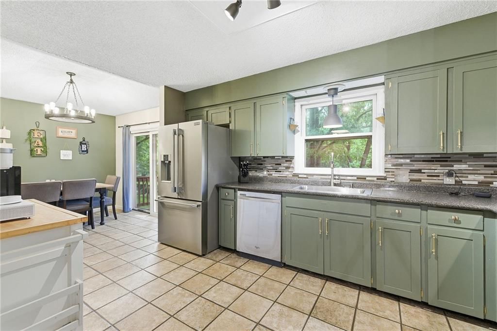 308 S Cardinal Drive — photo 14