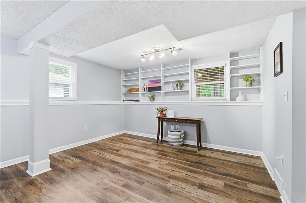308 S Cardinal Drive — photo 23