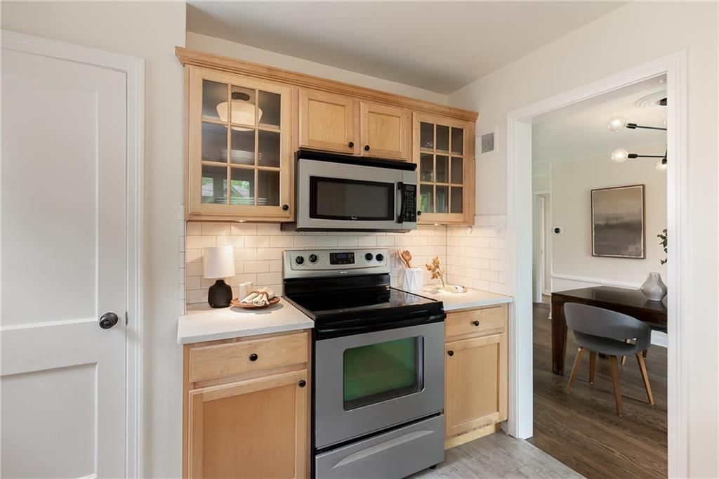 306 E Dartmouth Road — photo 10