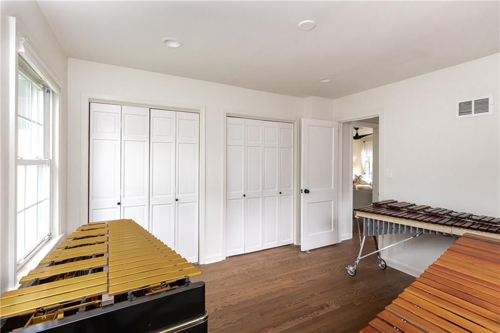 306 E Dartmouth Road — photo 17