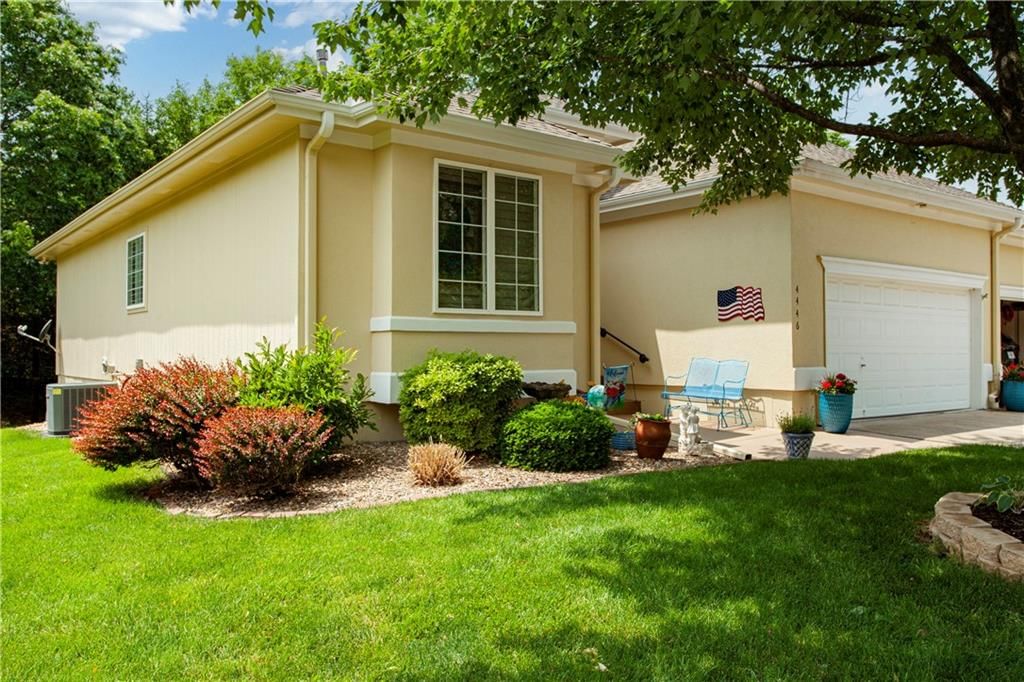 4446 S Davidson Drive — photo 3