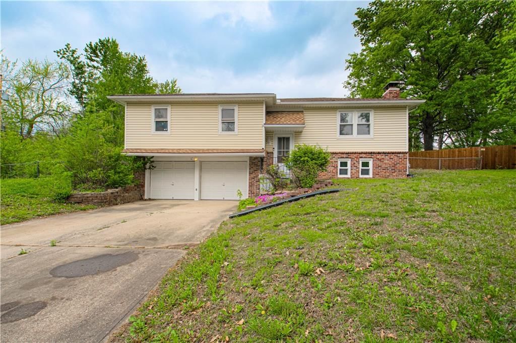 823 Englewood Street — photo 2