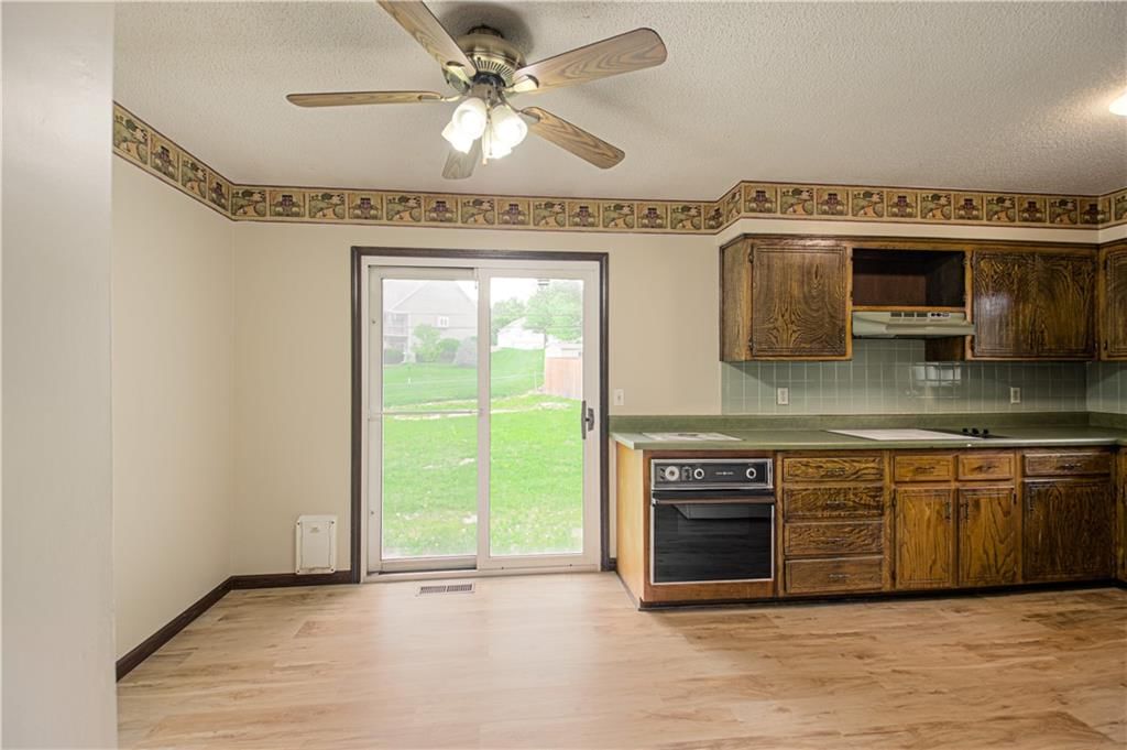 823 Englewood Street — photo 9