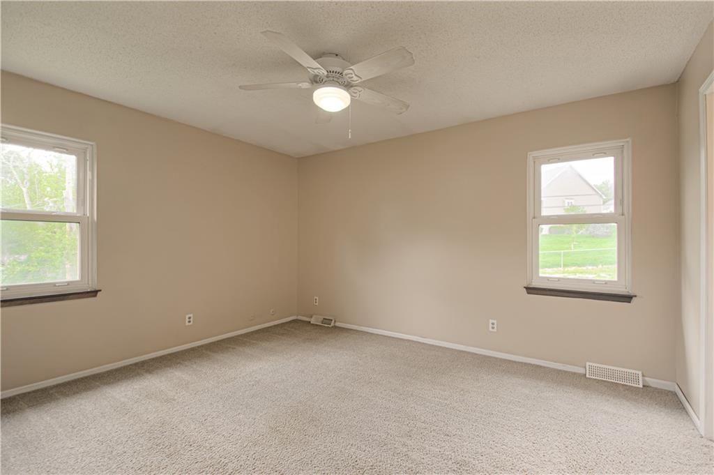 823 Englewood Street — photo 15