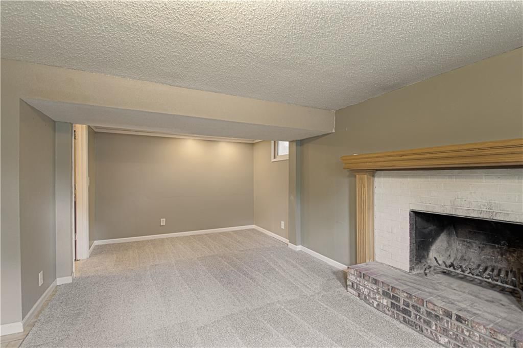 823 Englewood Street — photo 22