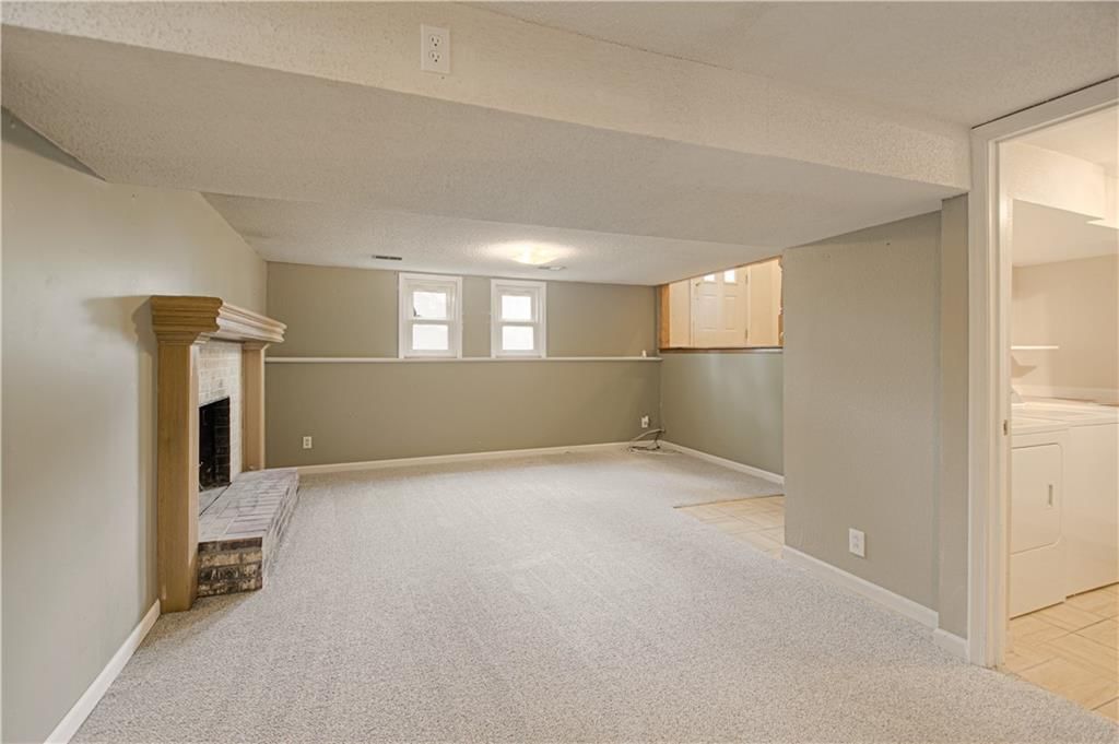 823 Englewood Street — photo 24