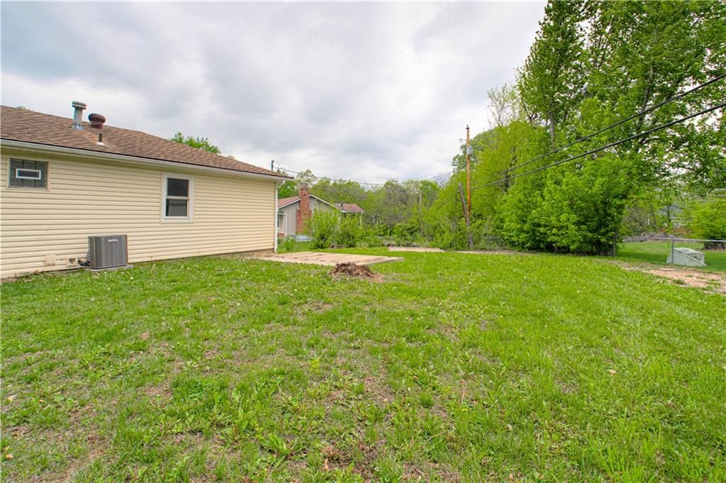 823 Englewood Street — photo 27