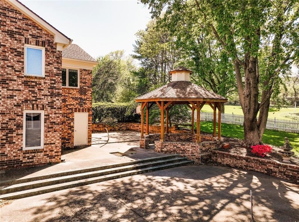 8616 Cedar Drive — photo 24