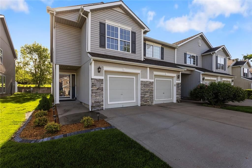 610 SW Shadow Glen Court — photo 2
