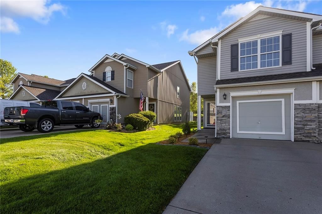 610 SW Shadow Glen Court — photo 38