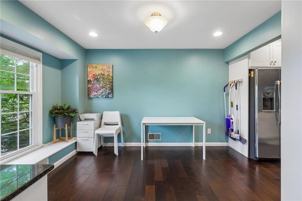 6104 Albervan Street — photo 6