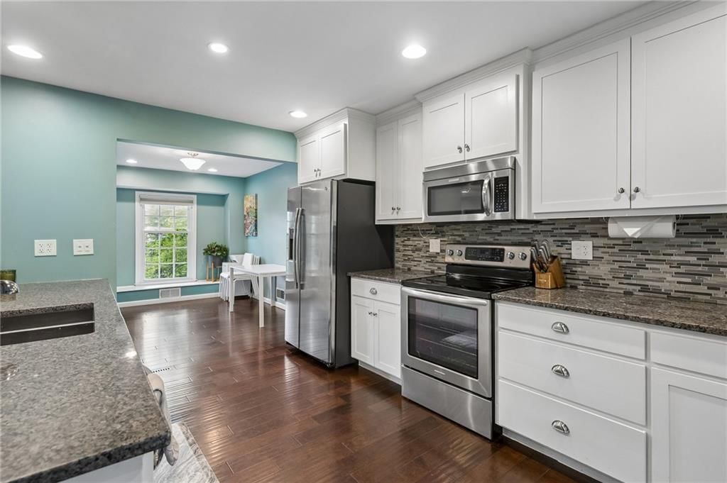 6104 Albervan Street — photo 14