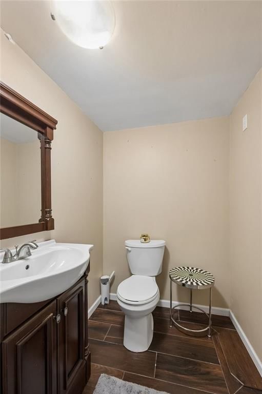 6104 Albervan Street — photo 26