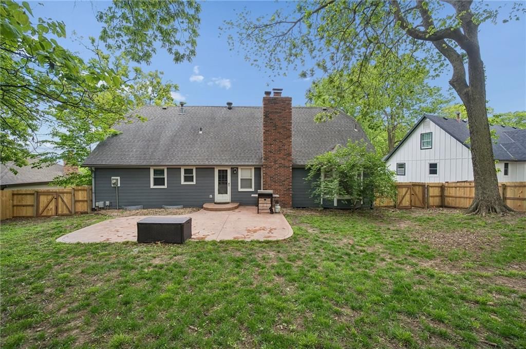 6104 Albervan Street — photo 34