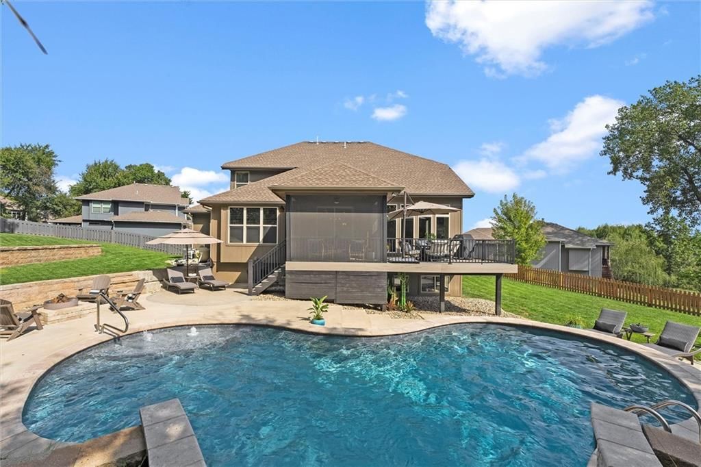 1301 NE TIMBERLINE Court — photo 20