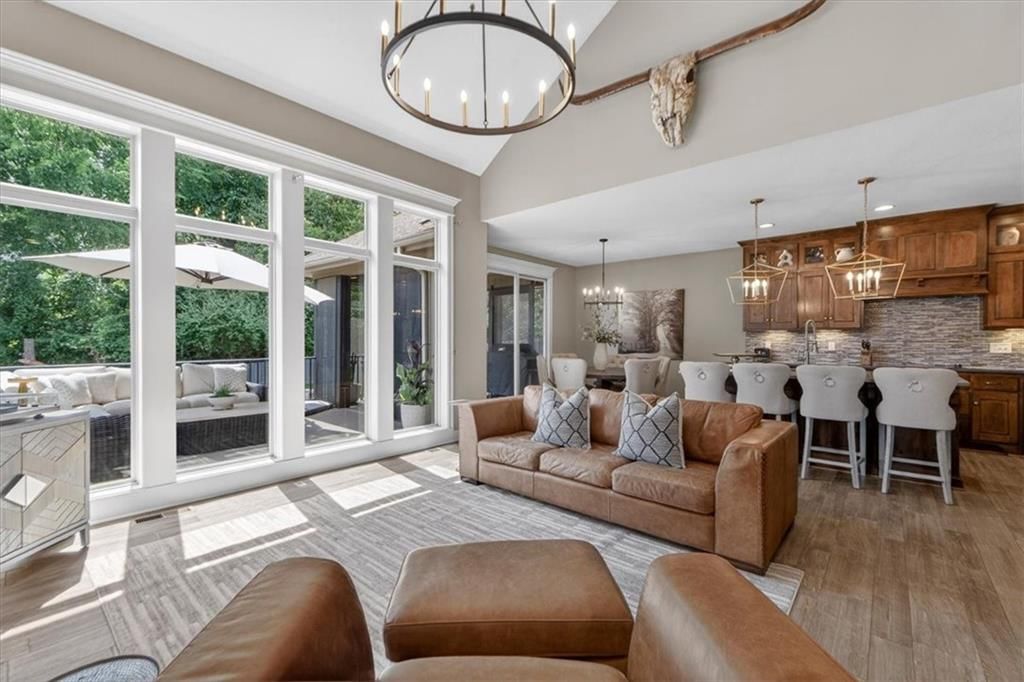 1301 NE TIMBERLINE Court — photo 39