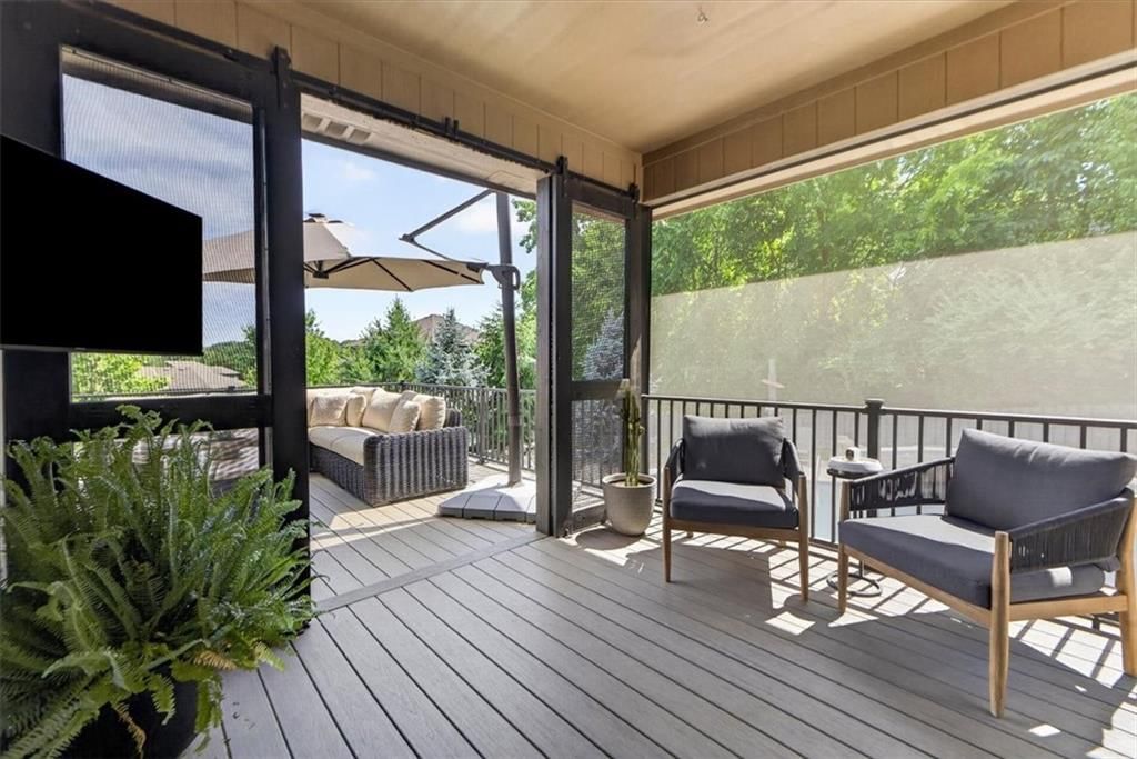 1301 NE TIMBERLINE Court — photo 42