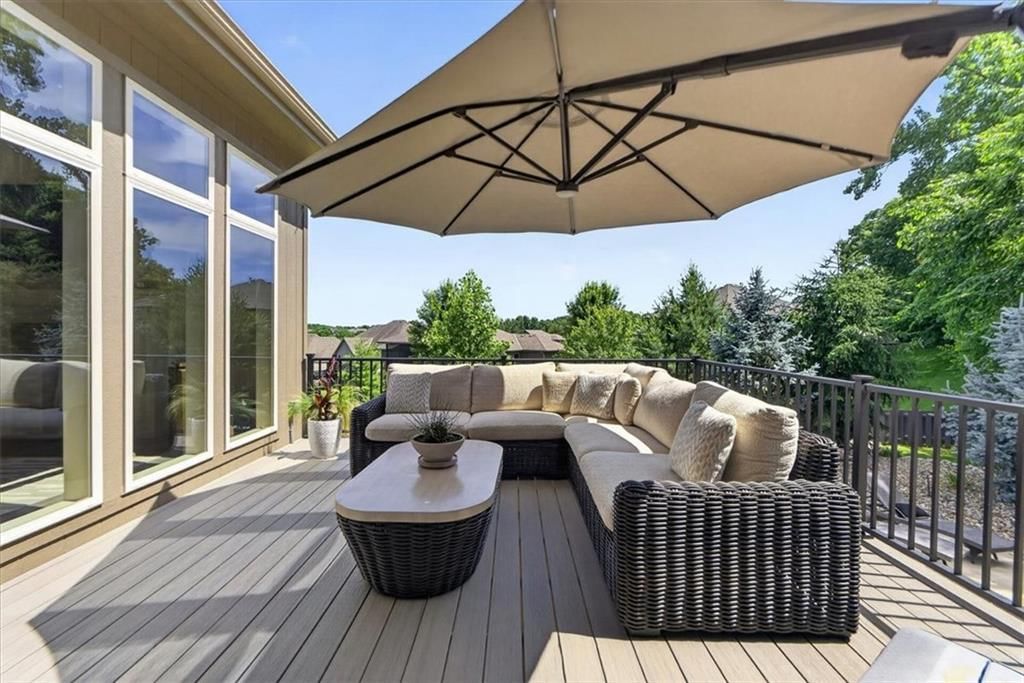 1301 NE TIMBERLINE Court — photo 43