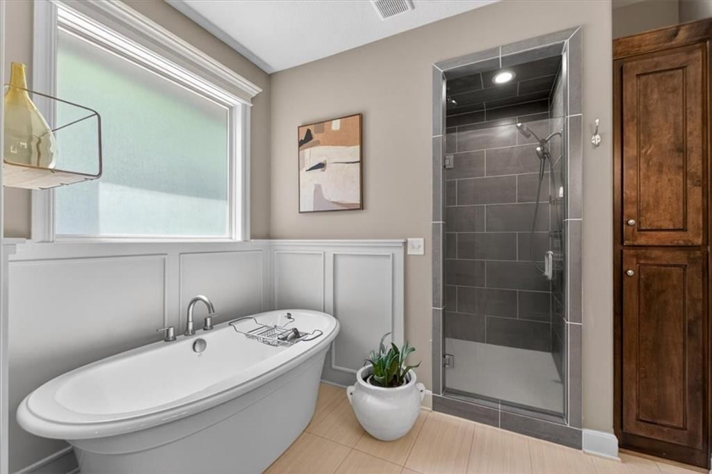 1301 NE TIMBERLINE Court — photo 55